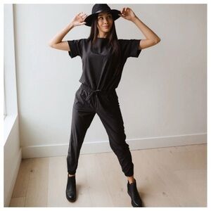 NWT ALBION FIT Every Day
Jumpsuit Black size Small